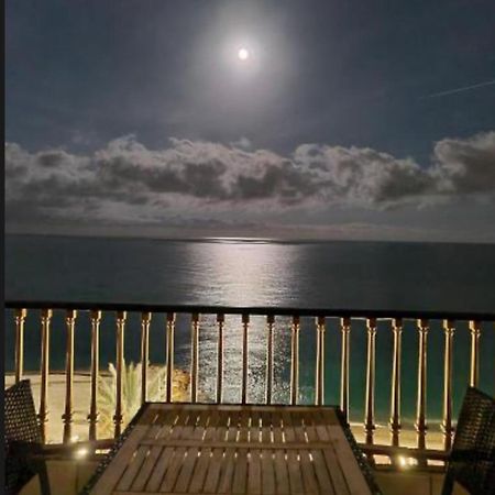 Appartement Front De Mer - Promenade Des Anglais Ница Екстериор снимка