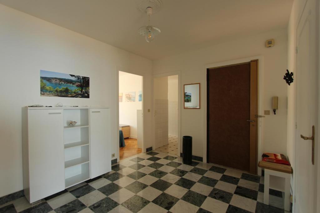 Appartement Front De Mer - Promenade Des Anglais Ница Екстериор снимка
